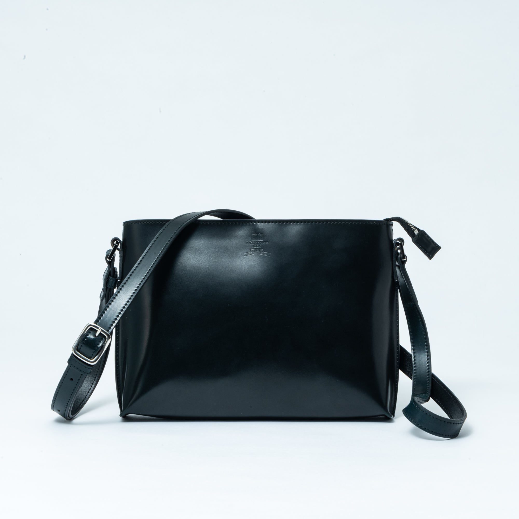 【入荷次第、販売開始】150th Anniversary ショルダーバック
