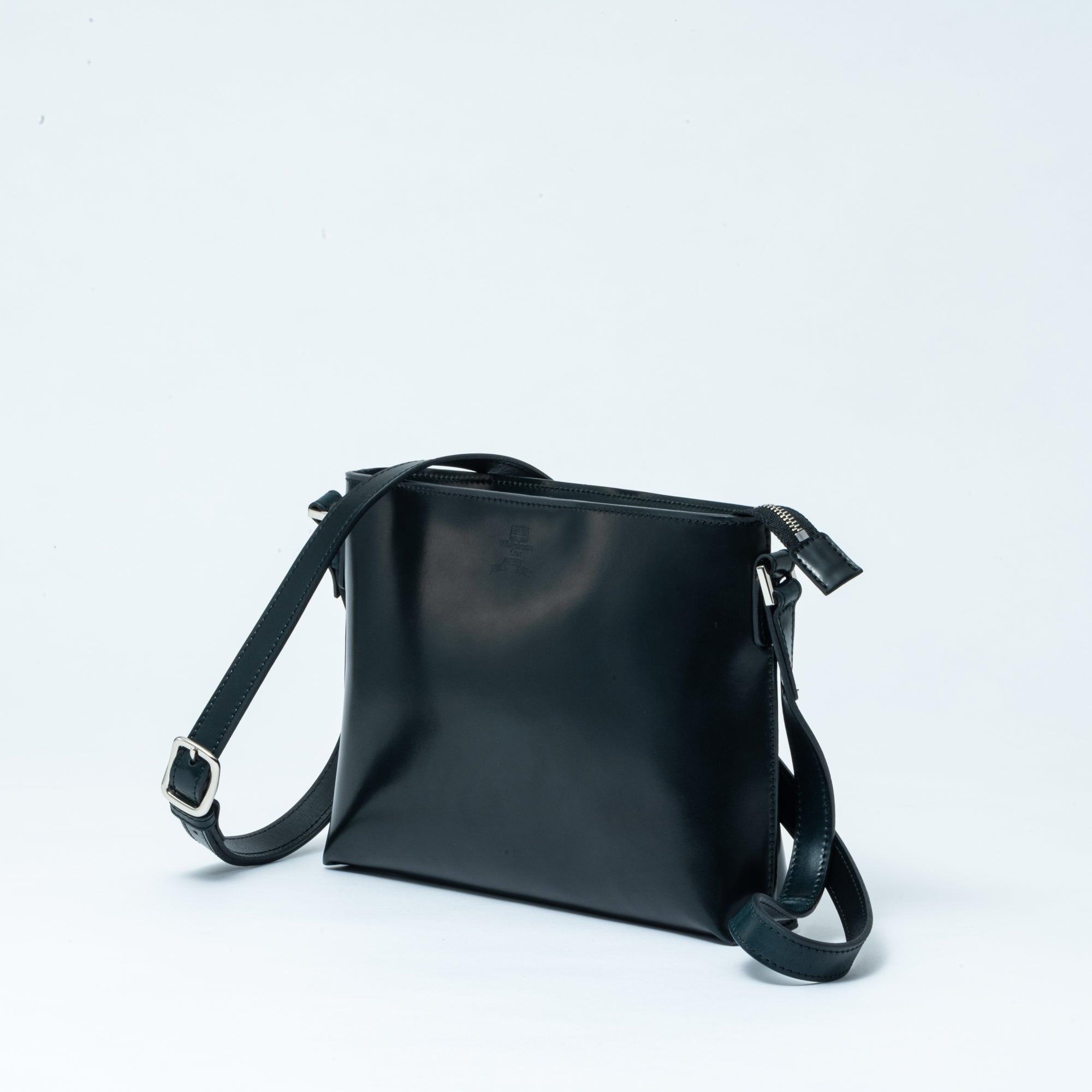 【入荷次第、販売開始】150th Anniversary ショルダーバック