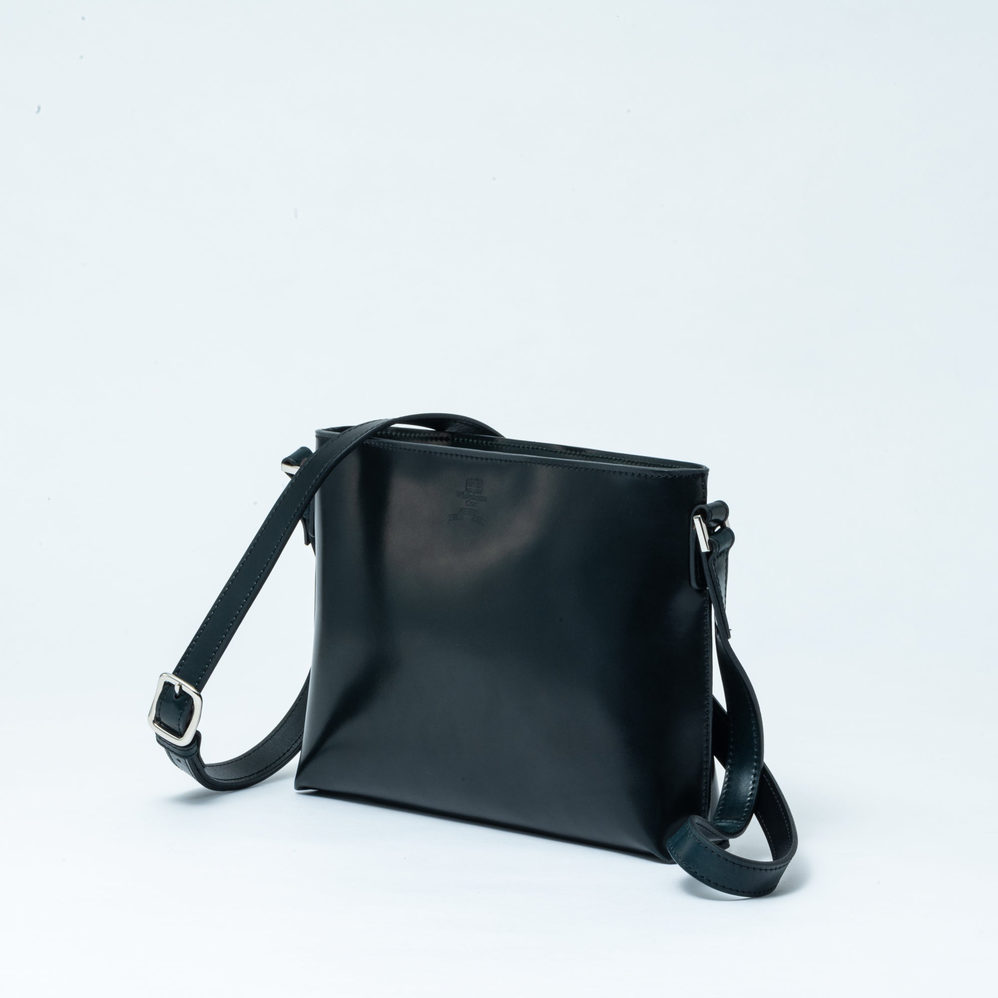 【入荷次第、販売開始】150th Anniversary ショルダーバック