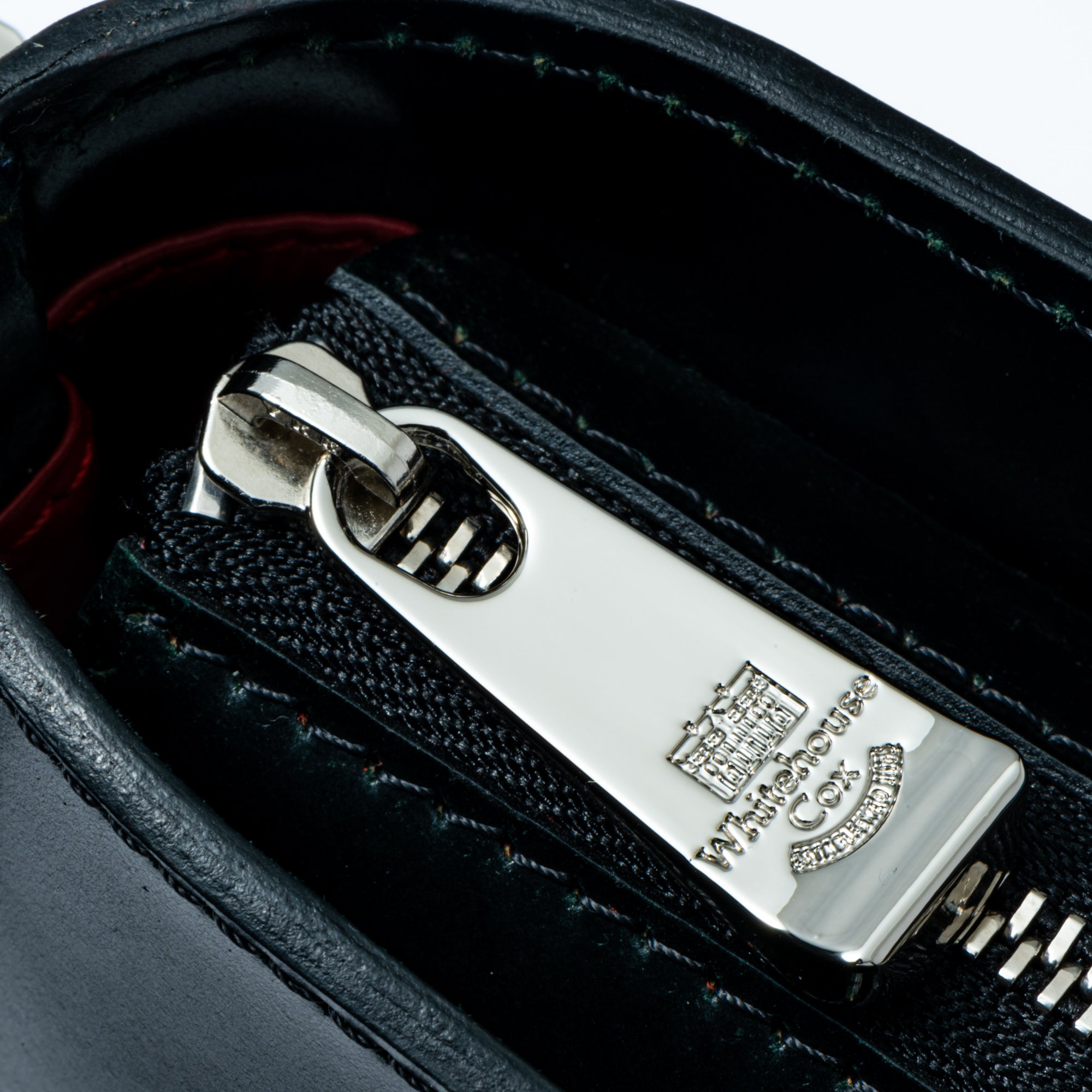 【入荷次第、販売開始】150th Anniversary ショルダーバック