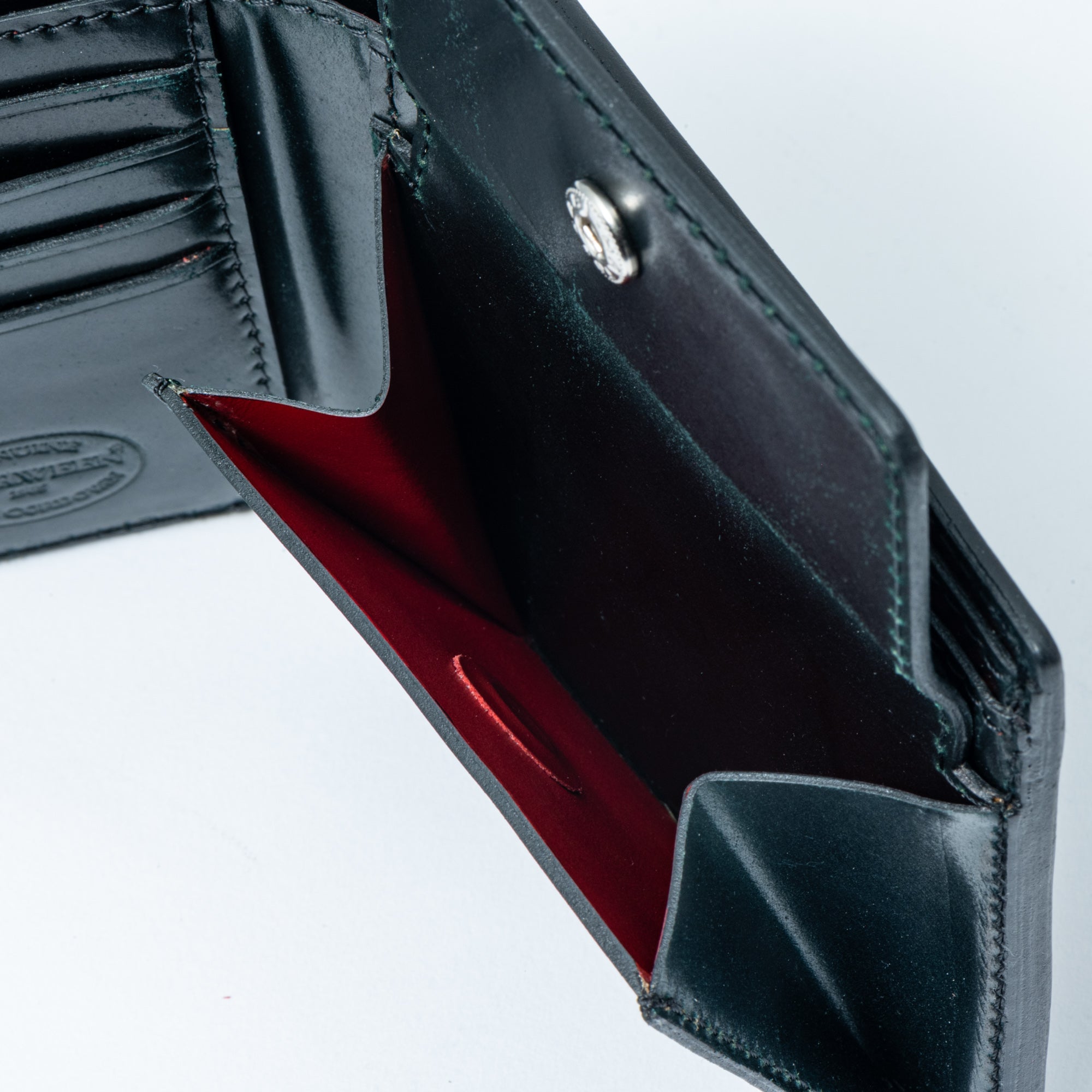 【入荷次第、販売開始】150th Anniversary 2つ折り財布