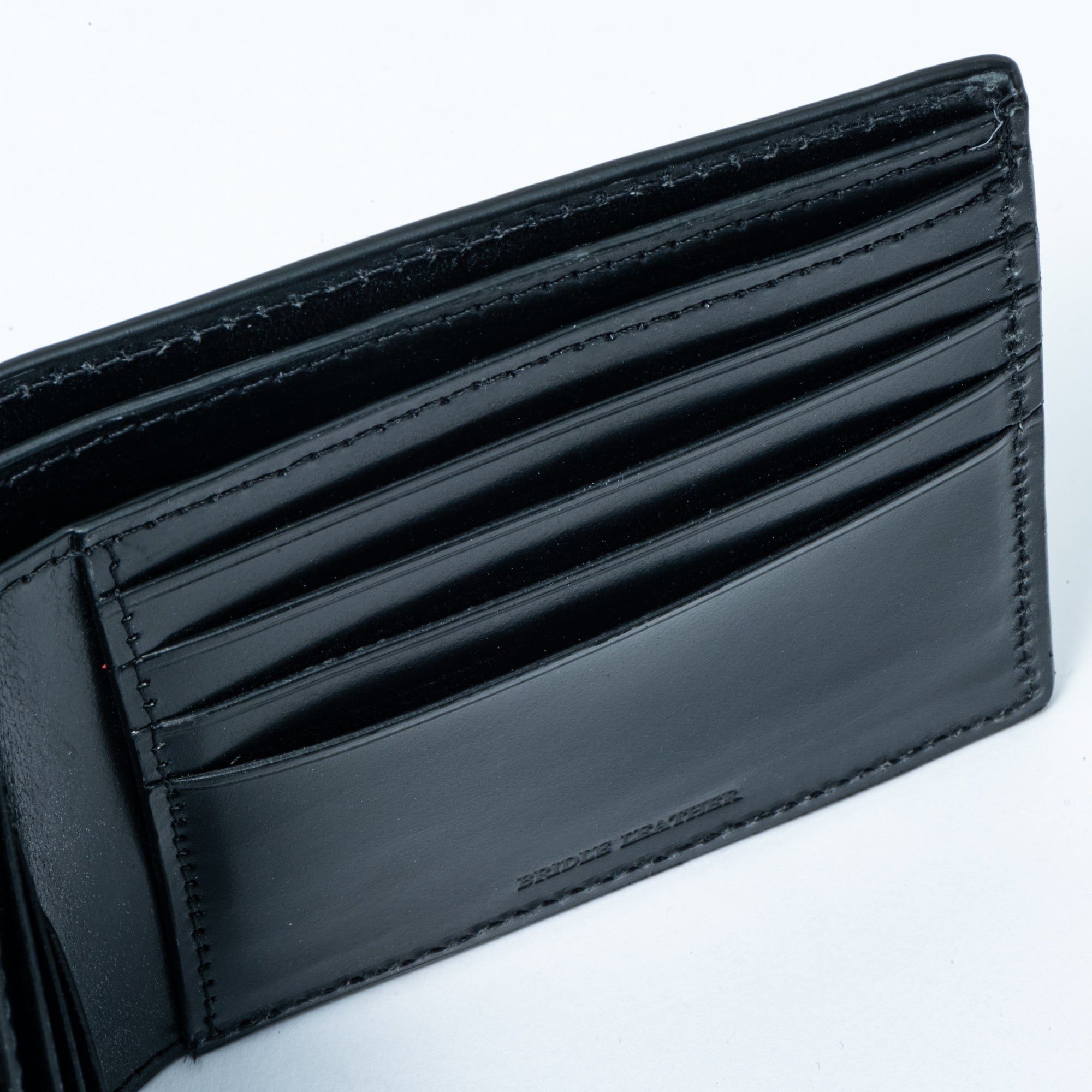 【入荷次第、販売開始】2つ折り財布