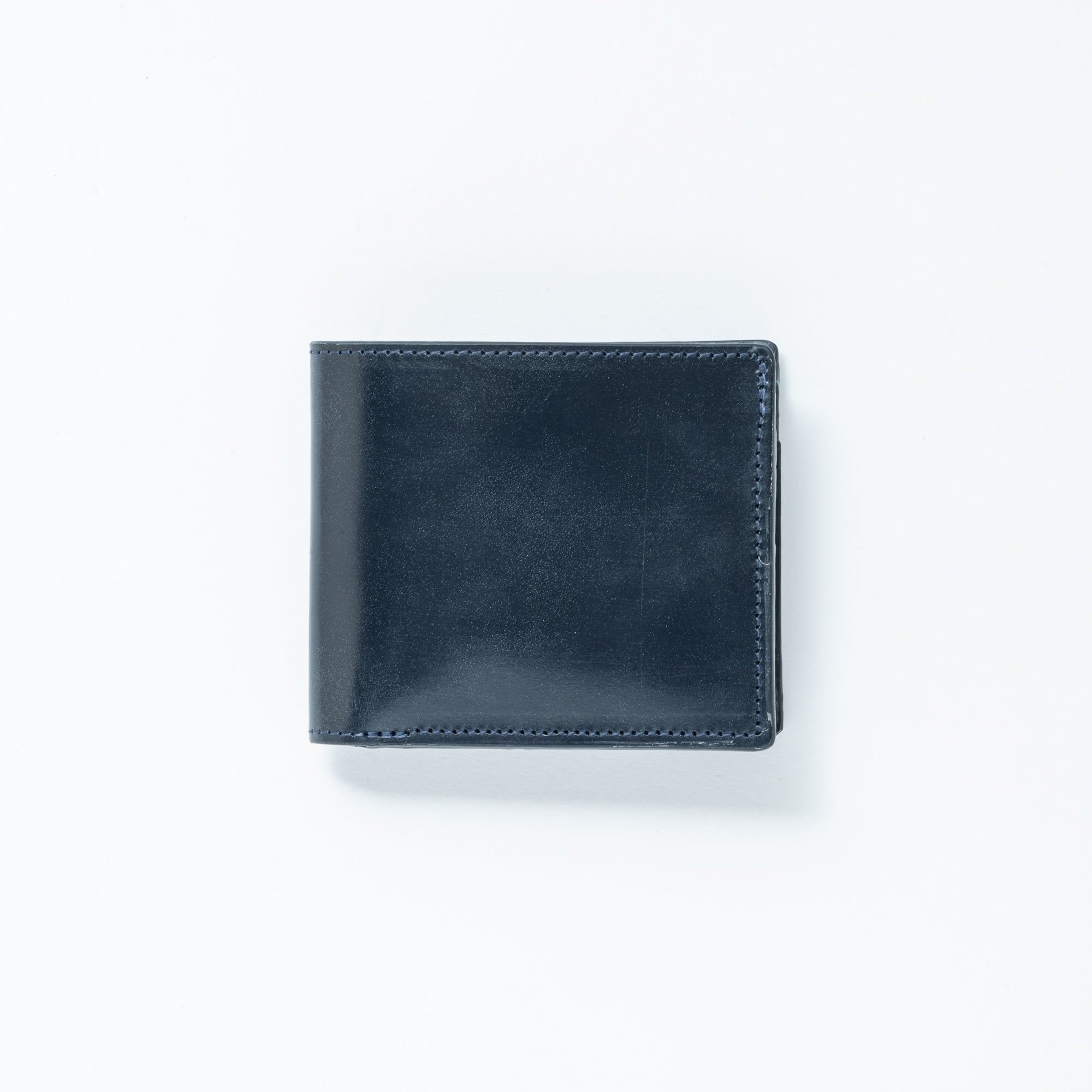 【入荷次第、販売開始】小銭入れ付折り財布